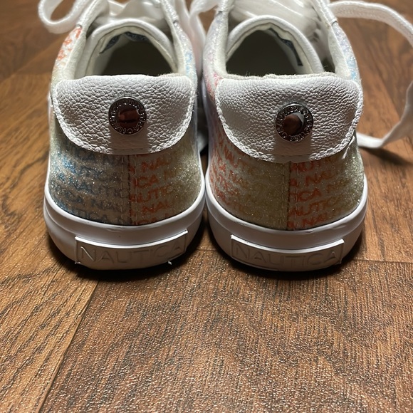 Nautica Girls Casual Shoe - Picture 3 of 5